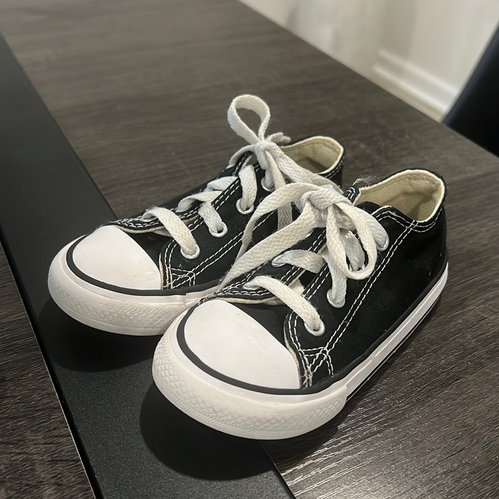 Converse Black Toddler Size 7